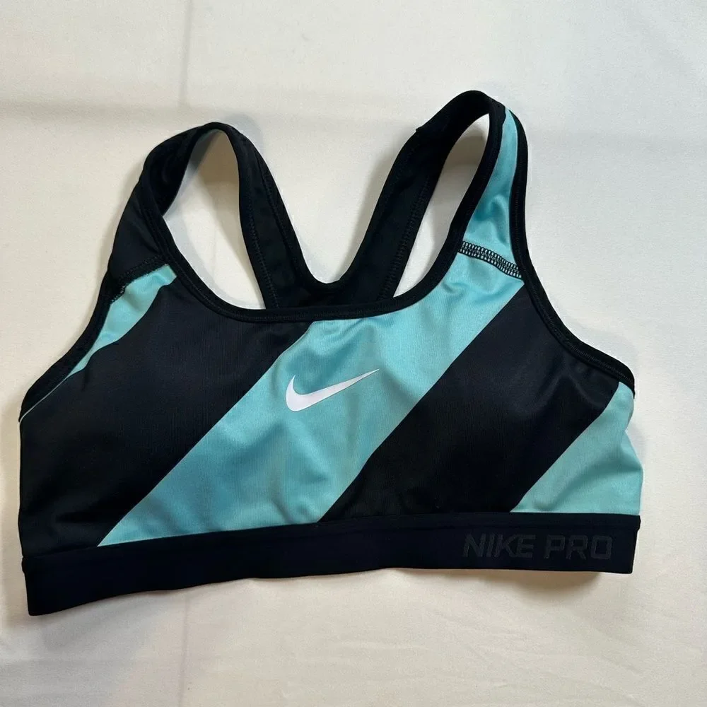 EUC NIKE Women’s Teal/Black Sports Bra & Black Active Shorts with Liner Size SM